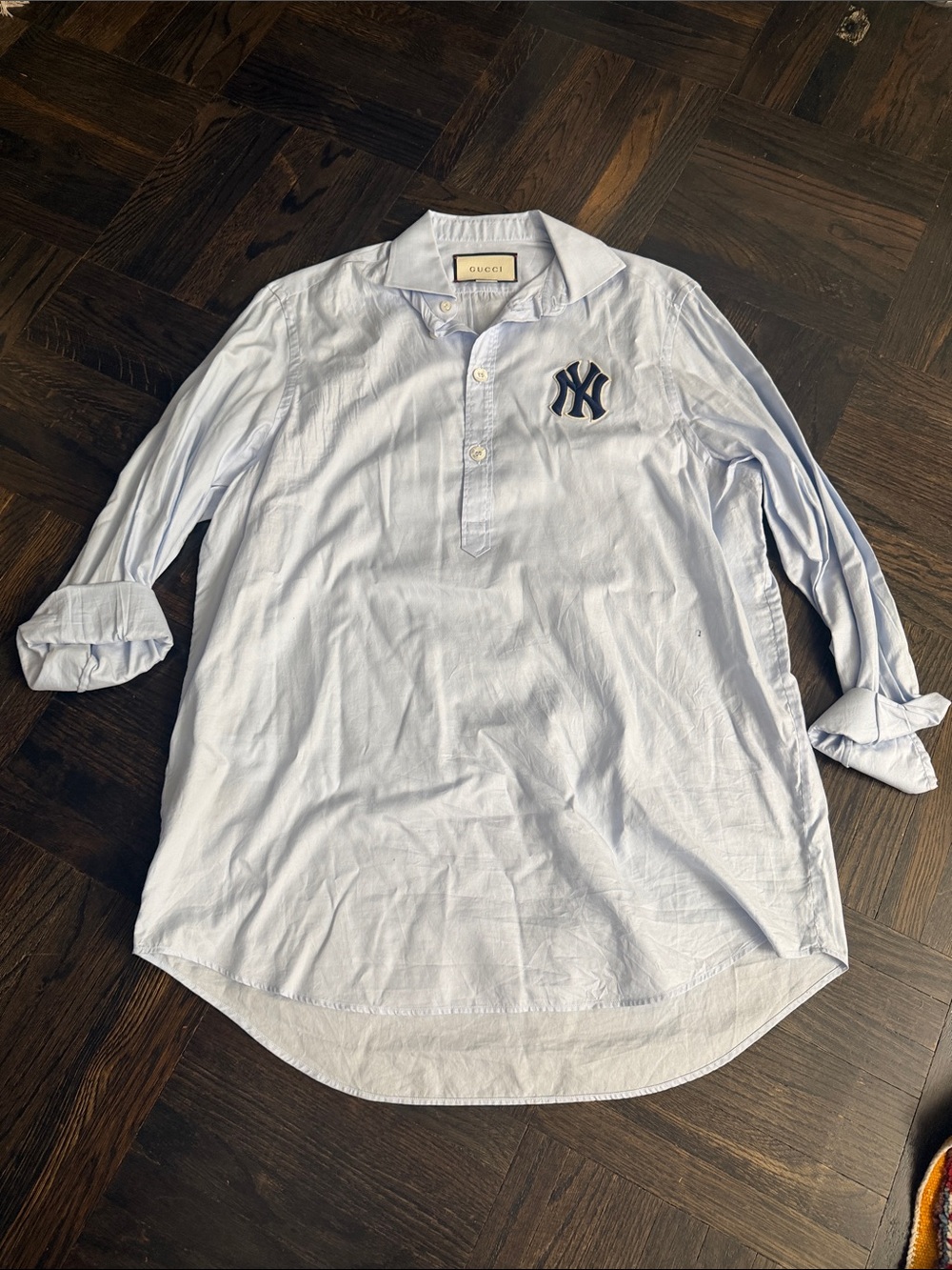 USED AUTHENTIC Gucci Light Blue Cotton Shirt Tunic NY Yankee Size 40